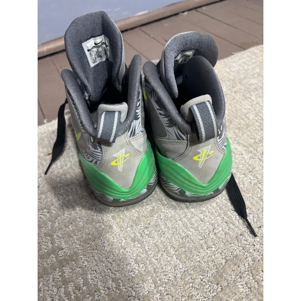 Nike‎ Little Posite Pro Kids Basketball Shoes Green Grey Yellow Size 6.5Y